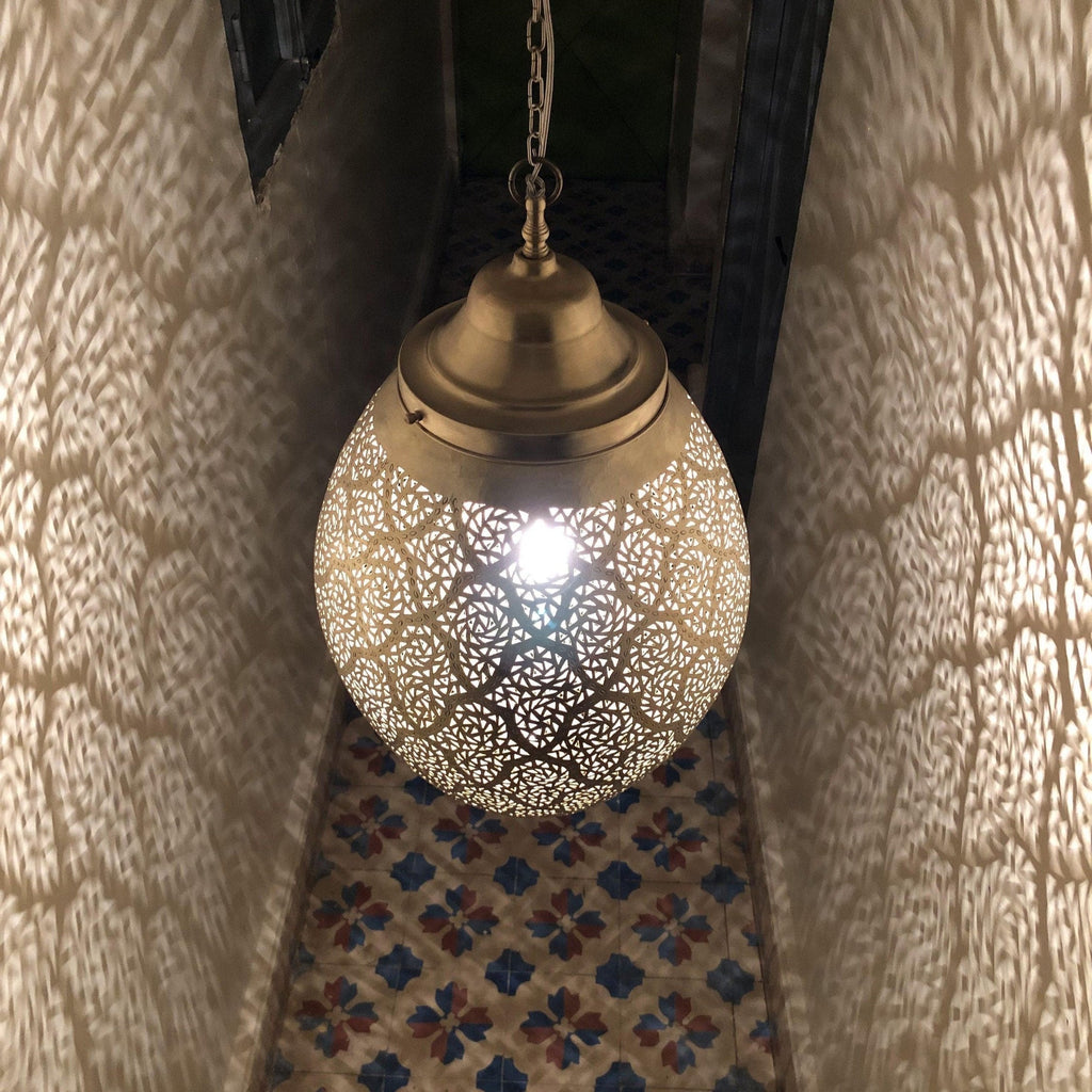 Elegant Moroccan Brass Ceiling Lamp – Handmade Pendant Fixture